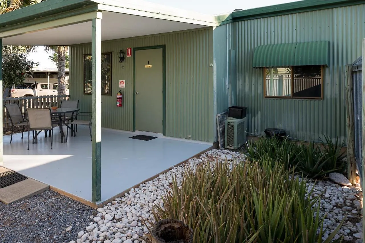 Chillagoe Cabins And Tours 0*,